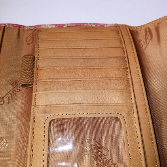 FOSSIL Multi Color Leather Wallet - Picture 5 of 7